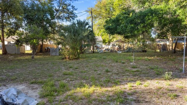 2304 VINE STREET, Leesburg, FL 34748