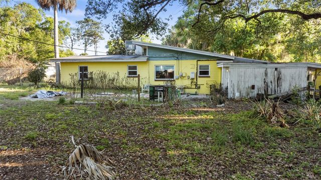 2304 VINE STREET, Leesburg, FL 34748