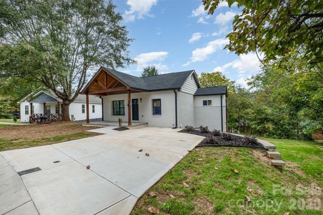 503 Circle Drive E, Shelby, NC 28150