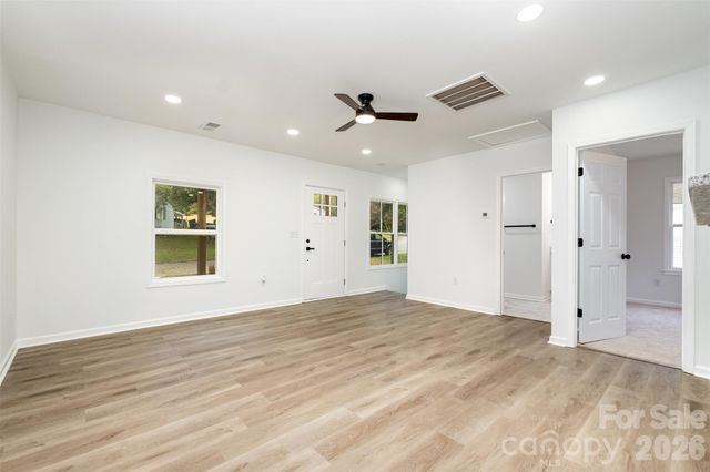 503 Circle Drive E, Shelby, NC 28150