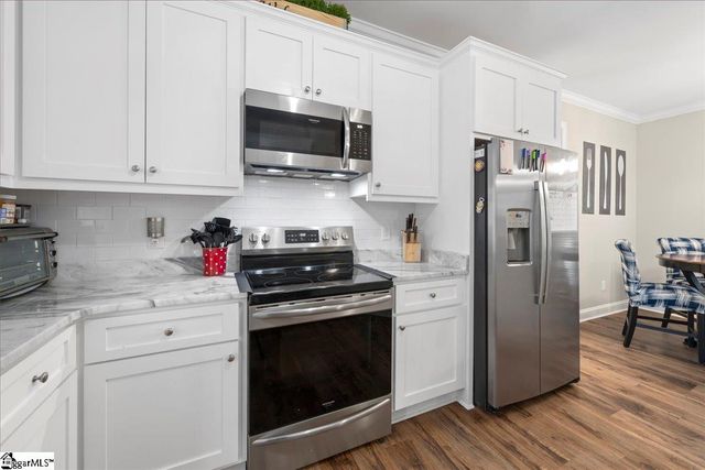 209 Kylemore Lane, Greer, SC 29650