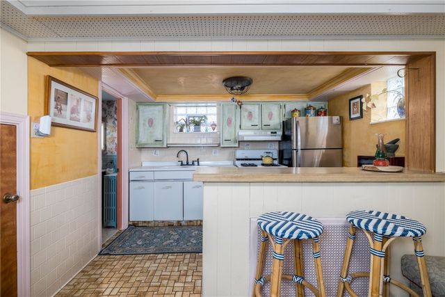 1247 Larimer Ave, Lincoln Larimer, PA 15206