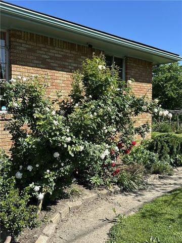 1247 Larimer Ave, Lincoln Larimer, PA 15206