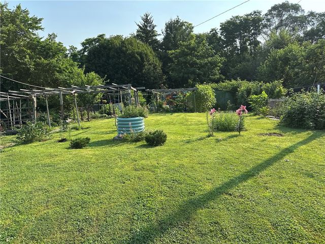 1247 Larimer Ave, Lincoln Larimer, PA 15206