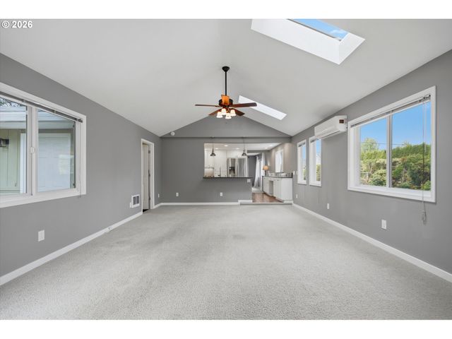 5632 Se WELCH Rd, Gresham, OR 97080