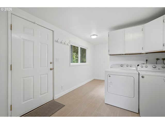 5632 Se WELCH Rd, Gresham, OR 97080