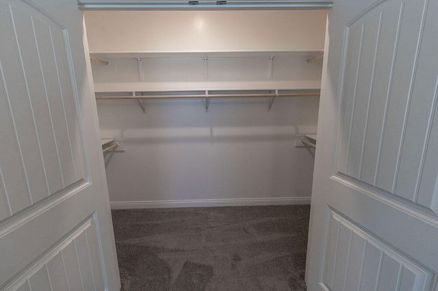 2801 AMBERWOOD CT, Columbia, MO 65203