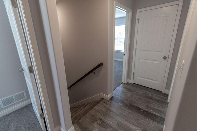 2801 AMBERWOOD CT, Columbia, MO 65203