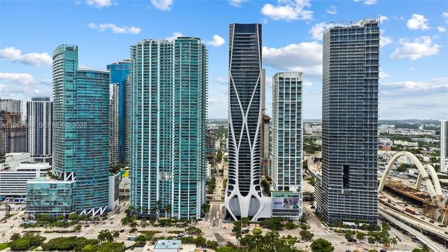 1100 Biscayne Blvd 5706, Miami, FL 33132