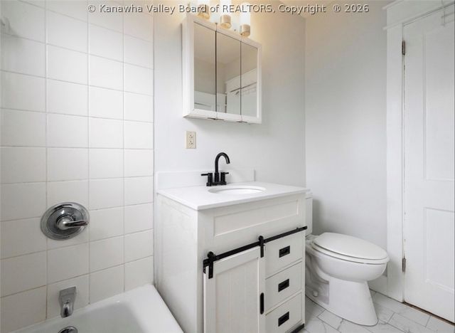 1814 Beechwood Drive, South Charleston, WV 25303