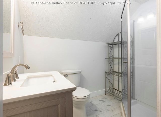 1814 Beechwood Drive, South Charleston, WV 25303