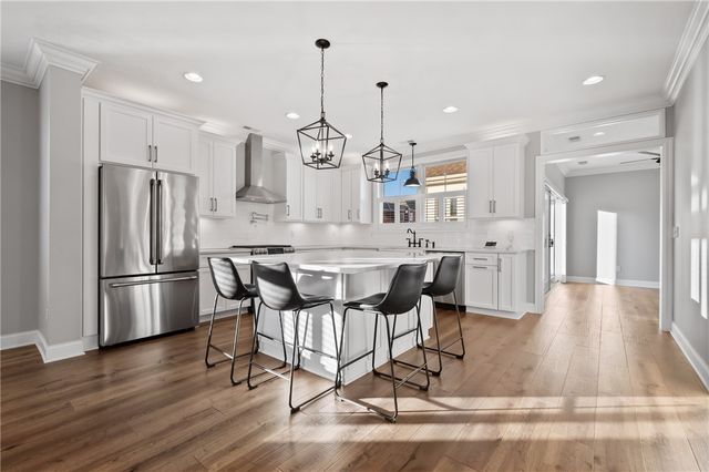 17 Carolina Ave, Oakmont, PA 15139