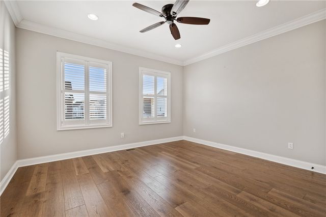 17 Carolina Ave, Oakmont, PA 15139