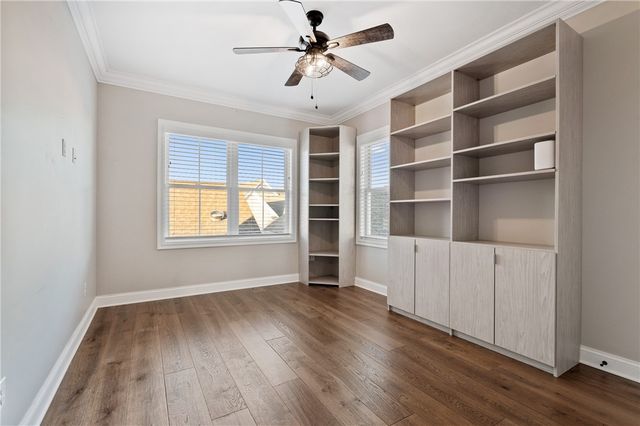 17 Carolina Ave, Oakmont, PA 15139