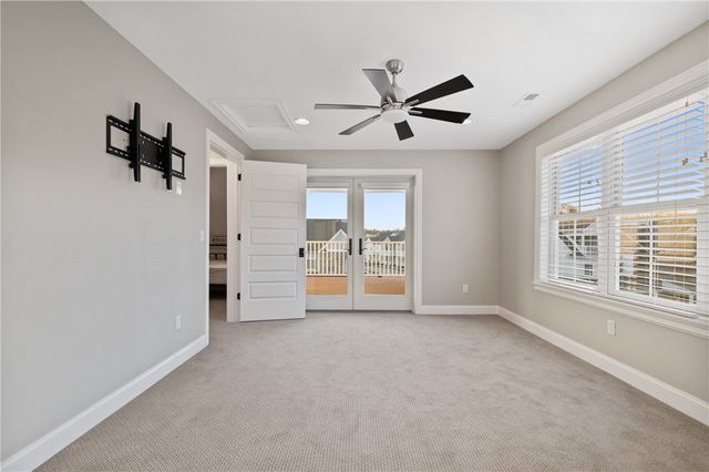 17 Carolina Ave, Oakmont, PA 15139