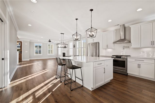 17 Carolina Ave, Oakmont, PA 15139