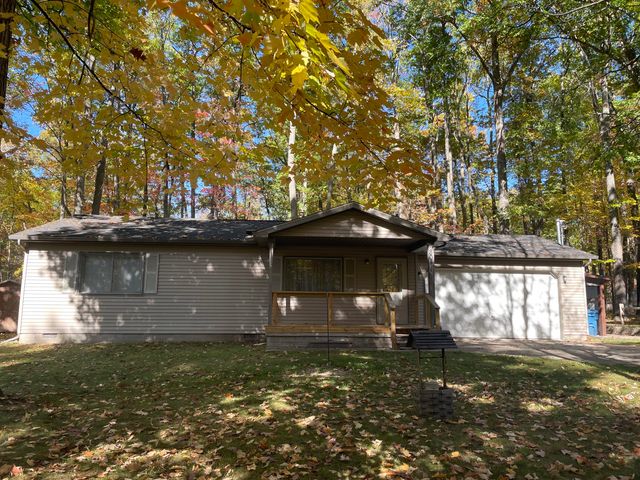 804 Ridgedale Drive, Roscommon, MI 48653
