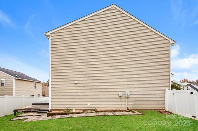 12103 Brittondale Lane, Charlotte, NC 28215