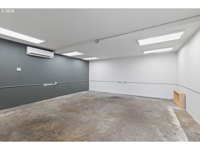 8116 N HARTMAN St, Portland, OR 97203