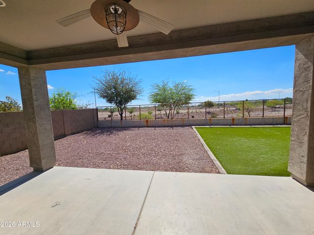 10155 W LOS GATOS Drive, Peoria, AZ 85383