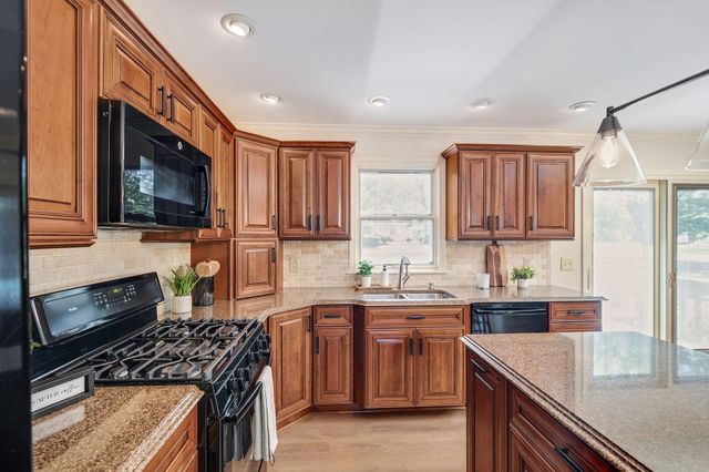 8614 Towle Street, Dyer, IN 46311