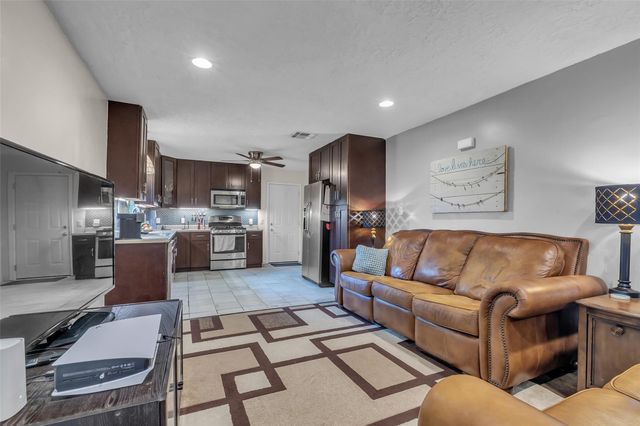 1318 Moller Road, Alvin, TX 77511