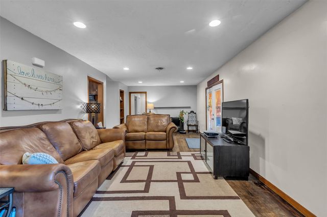 1318 Moller Road, Alvin, TX 77511