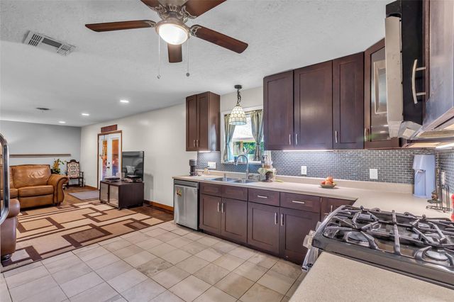 1318 Moller Road, Alvin, TX 77511