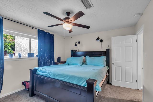 1318 Moller Road, Alvin, TX 77511