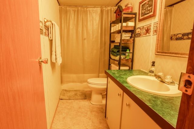 875 Waterloo Rd, Westpoint, TN 38486