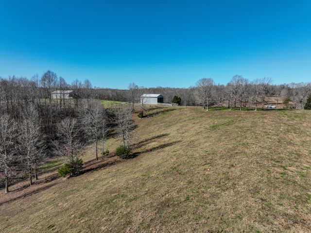875 Waterloo Rd, Westpoint, TN 38486
