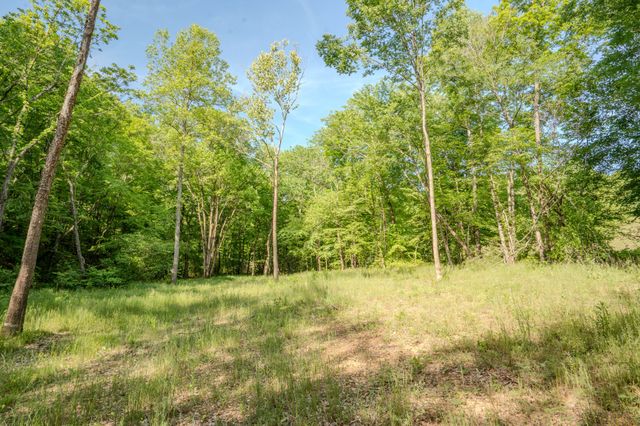 875 Waterloo Rd, Westpoint, TN 38486