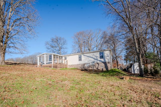 875 Waterloo Rd, Westpoint, TN 38486