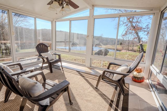 875 Waterloo Rd, Westpoint, TN 38486