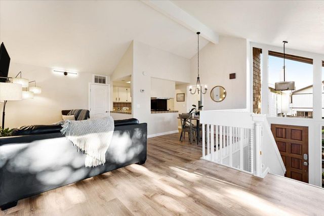 2104 Penasquitas Drive, Aptos, CA 95003