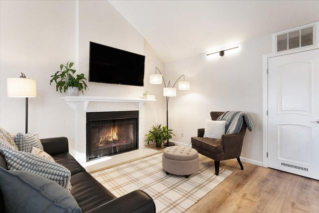 2104 Penasquitas Drive, Aptos, CA 95003