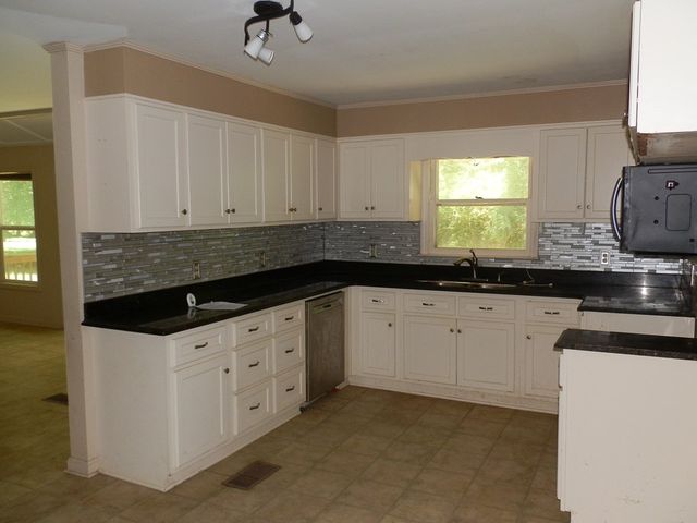 3016 Garden Lakes Boulevard, Rome, GA 30165