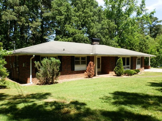 3016 Garden Lakes Boulevard, Rome, GA 30165