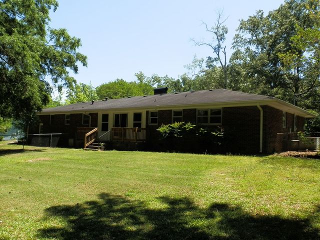 3016 Garden Lakes Boulevard, Rome, GA 30165