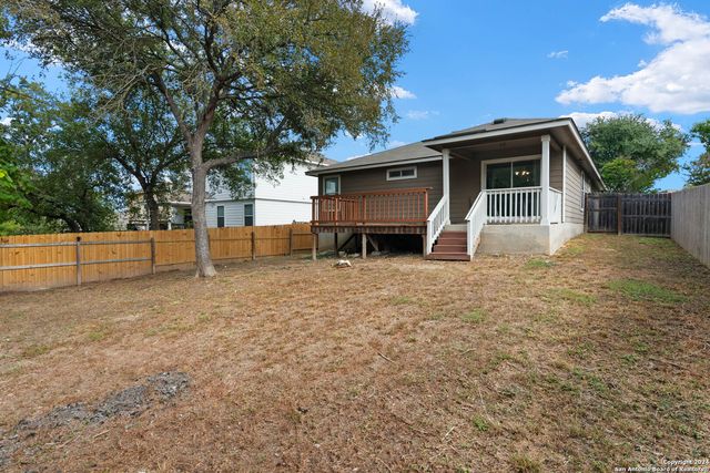 1047 Daffodil Way, San Antonio, TX 78245