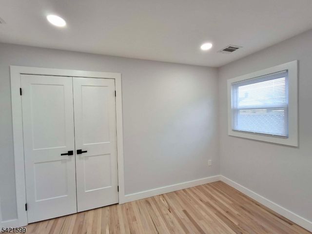 397 Lake Ave, Woodbridge Twp., NJ 07067