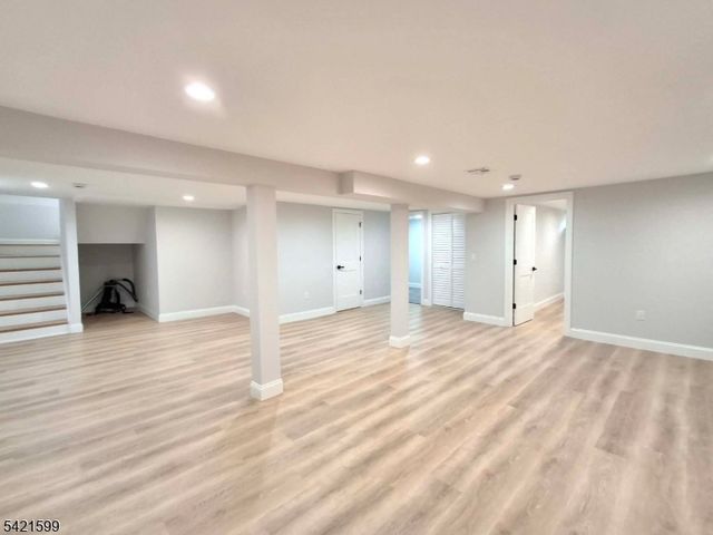 397 Lake Ave, Woodbridge Twp., NJ 07067