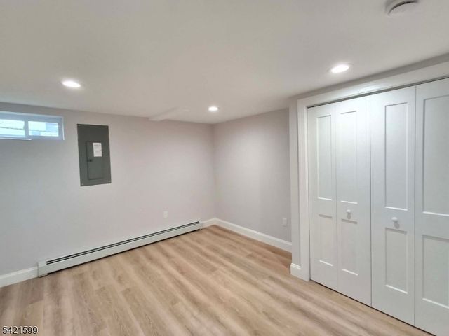 397 Lake Ave, Woodbridge Twp., NJ 07067