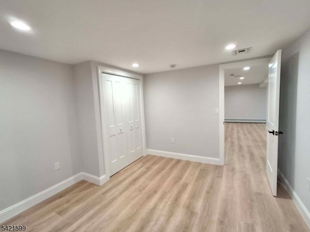 397 Lake Ave, Woodbridge Twp., NJ 07067