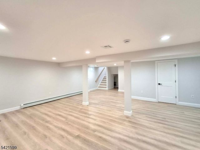 397 Lake Ave, Woodbridge Twp., NJ 07067