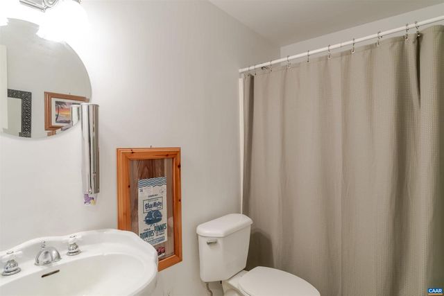 1033 SOMER CHASE CT, Charlottesville, VA 22911