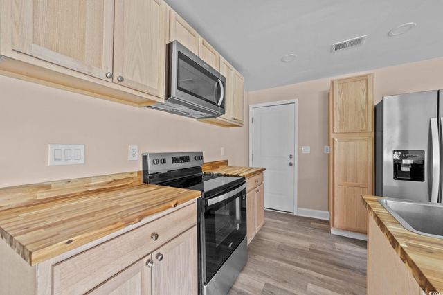 1821 Hawkins St., Georgetown, SC 29440