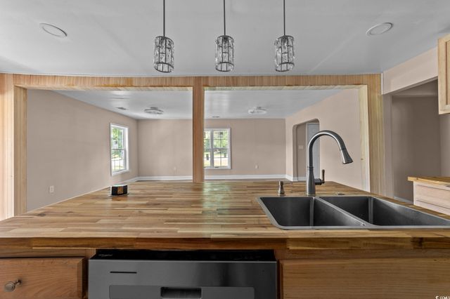 1821 Hawkins St., Georgetown, SC 29440