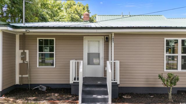 1821 Hawkins St., Georgetown, SC 29440