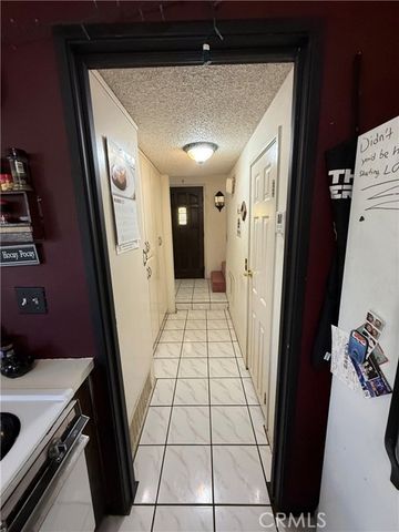 3700 Mountain 6E, San Bernardino, CA 92404